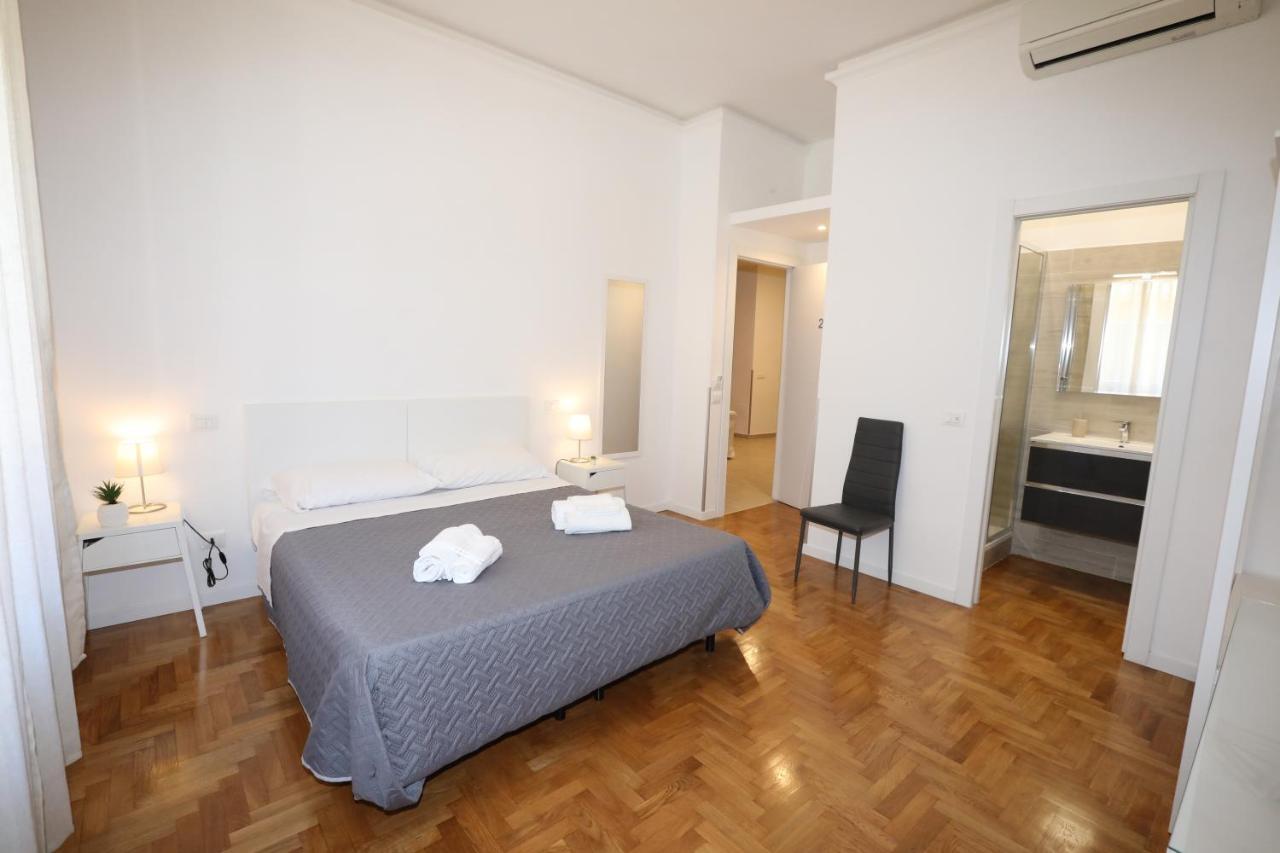 Unique Luxury And Bed & Breakfast Roma